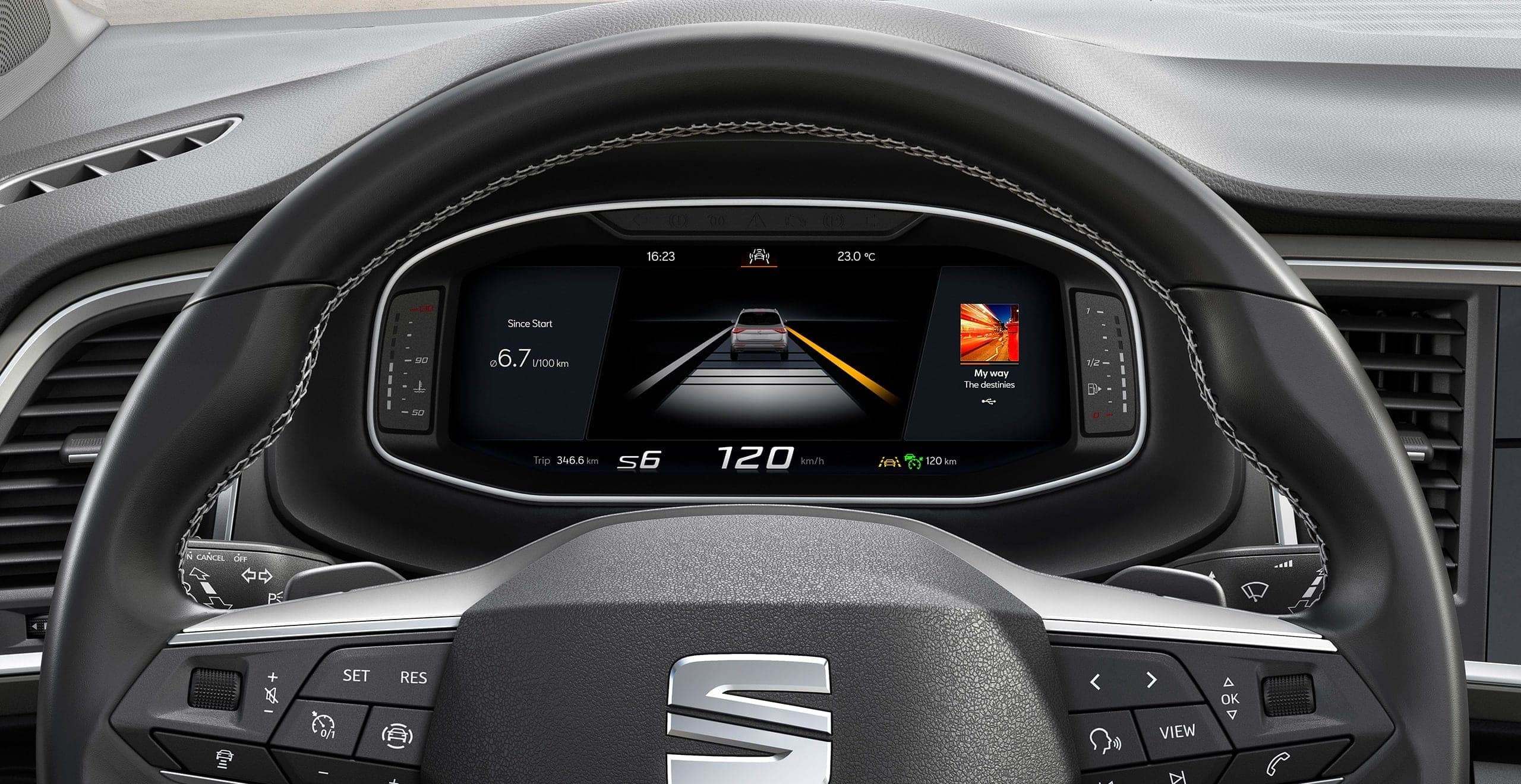 SEAT Ateca innovation and safety accessories. Showing a man with SEAT Full Link Technology Console: wireless mobile charging and app syncing